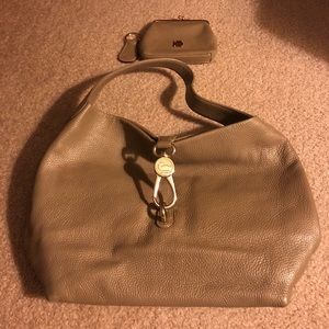 Dooney & Bourke purse